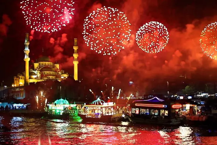 Silvesterveranstaltung: Kreuzfahrten auf dem Bosporus in Istanbul