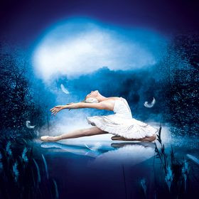 Flyer der Silvesterveranstaltung: Schwanensee – Eine unsterbliche Balletttradition präsentiert vom Classico Ballet Napoli