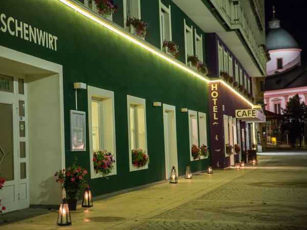 WinterAUSZEIT an Silvester 2023 im AKTIVHOTEL Weisser Hirsch