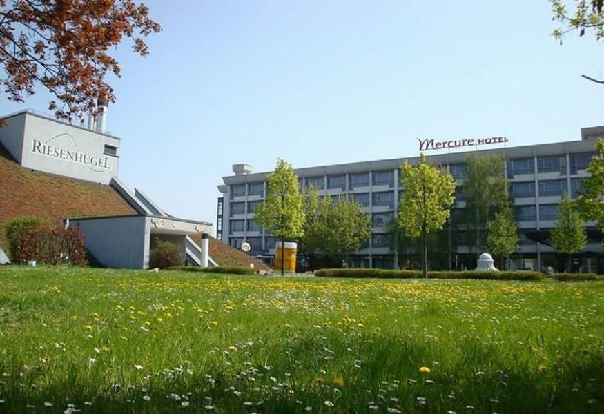 Silvesterveranstaltung: Entspanntes Silvester 2024 im Mercure Hotel Riesa in Dresden 