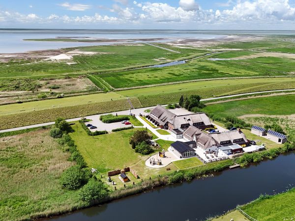 Silvester an der Nordsee 2025/2026: Entspannter Jahreswechsel im Nordsee-Hotel Arlau-Schleuse