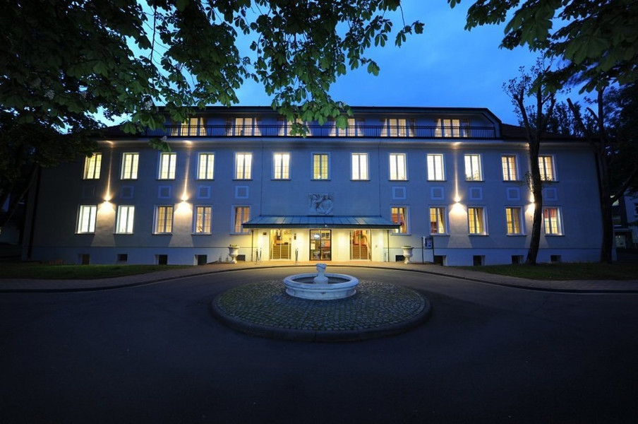 Silvesterveranstaltung: Silvesterreise mit Silvestergala 2024 im Hotel DER LINDENHOF in Gotha
