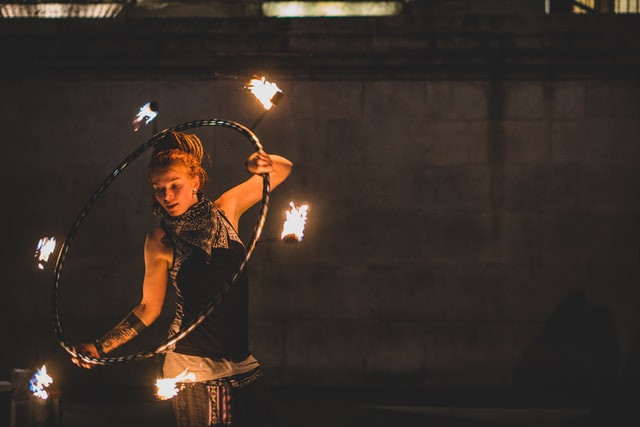 Silvesterveranstaltung: Flic Flac Bielefeld - Die achte X-Mas Show an Silvester und Neujahr in Bielefeld