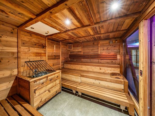 Alpiner Wintertraum im Zillertal – 7 Nächte im Hotel Rose, Mayrhofen