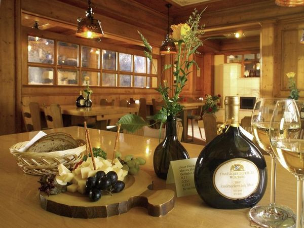 Silvesterurlaub in Franken 2025 – 5 Tage Erlebnisreise mit Galaabend & Übernachtung im AKZENT Hotel Gasthof Krone