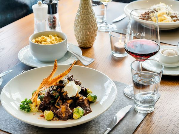 Silvester in der Eifel – 5 Nächte Wellness & Genuss im Seehotel am Stausee