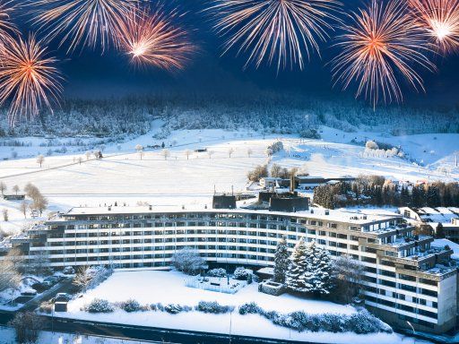 Flyer der Silvesterveranstaltung: Silvesterurlaub in Willingen im Sauerland Stern Hotel 2025/2026