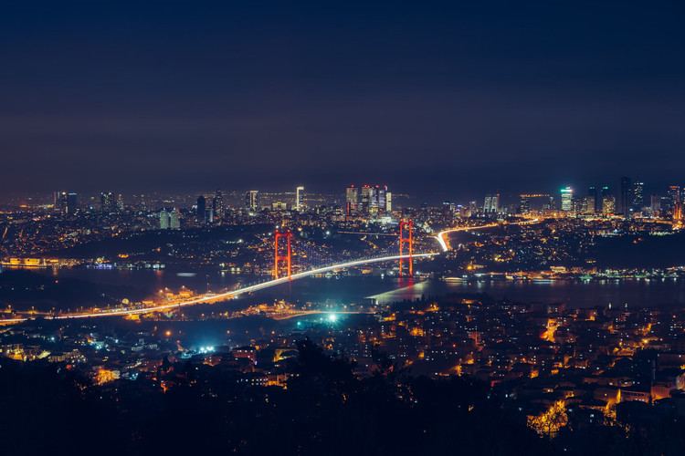 Flyer der Silvesterveranstaltung: Silvester 2025 in Istanbul – Jahreswechsel zwischen Orient und Okzident