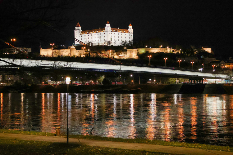 Silvesterkreuzfahrt 2026/2027 auf der Donau | ARIELLE QUEEN ab/an Passau