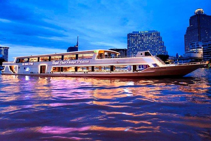 Silvesterveranstaltung: Chao Phraya Princess Dinner Cruise