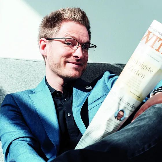 Silvesterveranstaltung: Neujahrskabarett 2026 in Hannover: Benjamin Eisenberg & Gäste im TAK