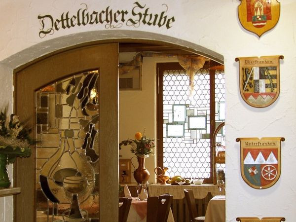 Silvester im fränkischen Weinland – 3 Tage im AKZENT Hotel am Bach mit Gala & Rahmenprogramm
