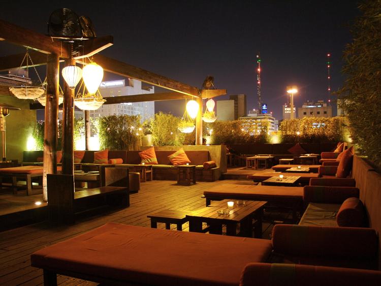 Flyer der Silvesterveranstaltung: Gallery Rooftop Bar