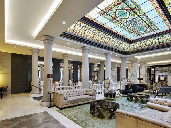 Silvester trifft Gatsby im Titanic Gendarmenmarkt – Tage voller Stil & Genuss