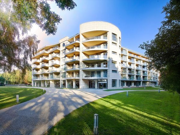 Silvester an der Perle der Ostsee - 4 Tage ÜF DIUNE Hotel & Resort