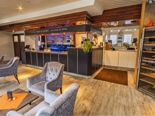 Silvester 2025/2026 in Baden-Württemberg: Western-Party & Buffet im Hotel Gasthof zum Ritter
