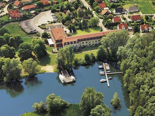 Silvester 2025 im Seehotel Brandenburg – 6 Tage Kurzurlaub mit Frühstück & Sauna ab 199 €