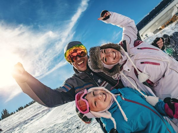 Flyer der Silvesterveranstaltung: Zwischen den Jahren - All Inclusive Panoramic - Ihr Apartmenthotel im Harz 2025/2026