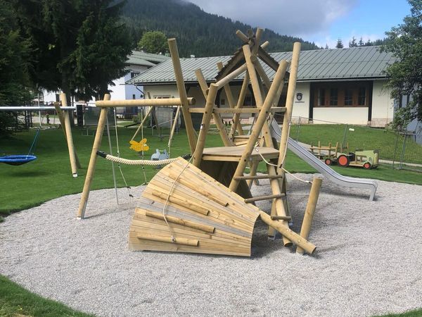 Prost Neu Jahr 2025 in Berchtesgaden – Familienauszeit in der Alpenresidenz Buchenhöhe