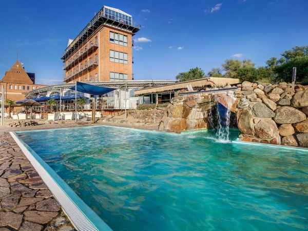 Flyer der Silvesterveranstaltung: 6 Tage Silvester Kurzreise im Hotel Dömitzer Hafen