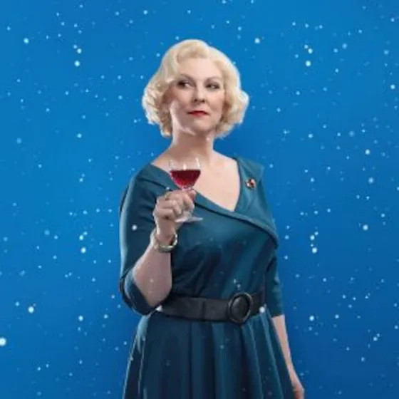 Die acht Frauen – Kriminalkomödie mit Musik im Alten Schauspielhaus Stuttgart