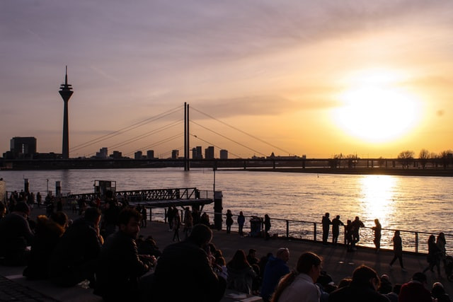 Silvesterveranstaltung: All-inclusive Silvesterfahrt auf der KD Eventyacht MS RheinPoesie ab/an Düsseldorf