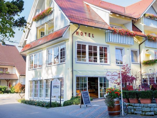 Silvester 2024: 3 Übernachtungen im Hotel Seeperle am Bodensee