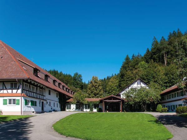 Silvester im Allgäu 2025/2026: Festlicher Jahreswechsel im Hotel Allgäu Residenz mit Feuerwerk & Live-Musik