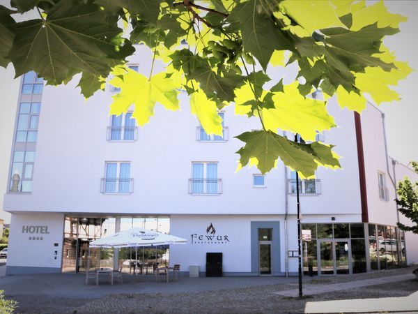 Flyer der Silvesterveranstaltung: Mystischer Silvesterurlaub im Mythenresort Heimdall in Thale – 2 Nächte im sagenumwobenen Harz