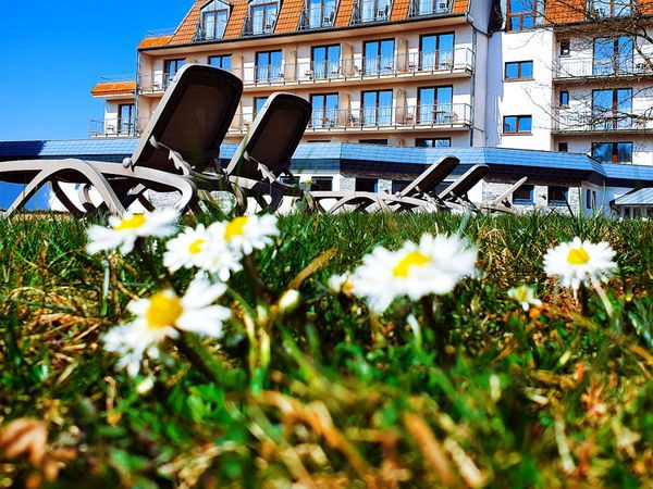 Jahreswechsel 24/25 in Bad Salzschlirf: 3 Nächte im Aqualux Wellness- & Tagungshotel