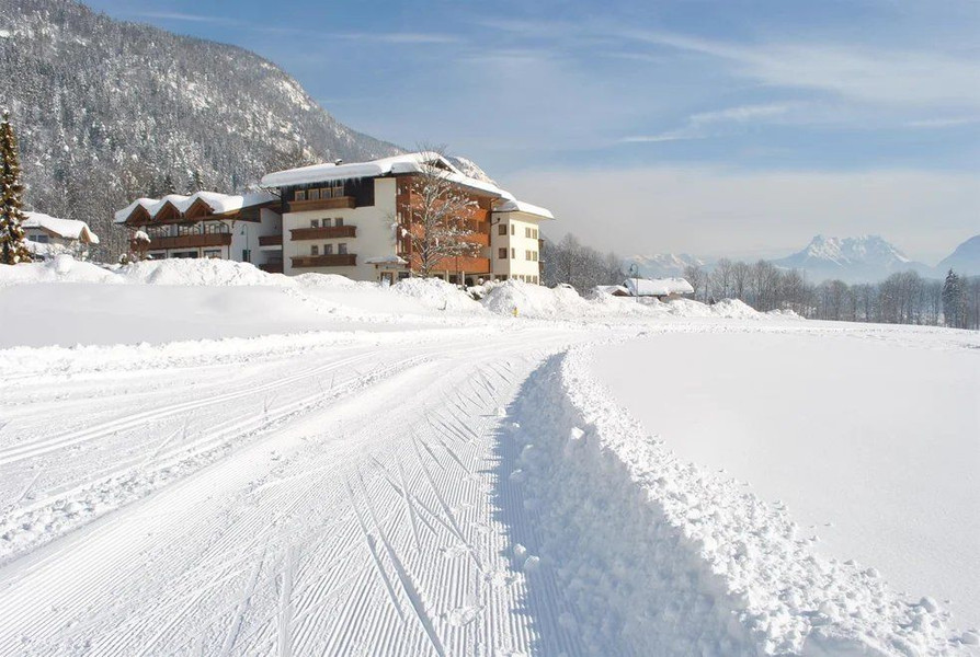 Silvesterveranstaltung: Silvesterzauber im Schnee: Ski & Genuss im Gasthof-Pension Kaiserblick