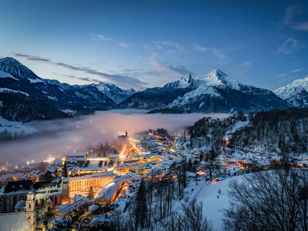 Flyer der Silvesterveranstaltung: Familienauszeit im neuen Jahr in Berchtesgaden: Alpenresidenz Buchenhöhe