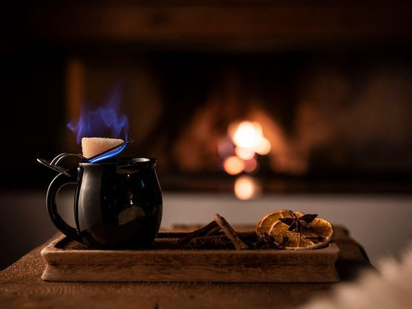 Flyer der Silvesterveranstaltung: Gala-Silvester am Chiemsee – Luxuriöser Jahreswechsel im Hotel Das Achental in Grassau