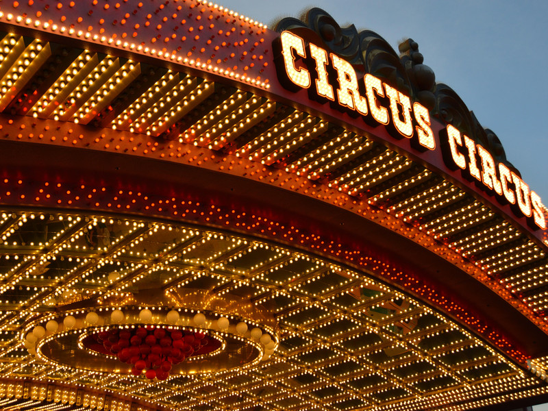 Silvesterveranstaltung: Weihnachtscircus Hannover - 4. Grand Prix der Artisten