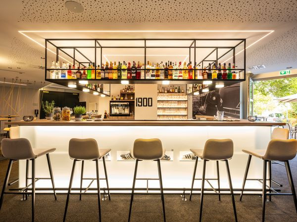 Stilvoll ins neue Jahr: Silvester mit Gala-Buffet & AI-Getränken im Hotel HerzogsPark