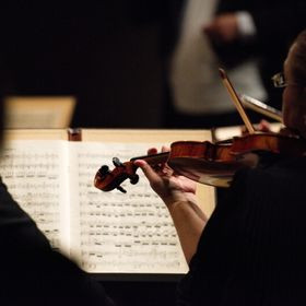 Feierlich ins neue Jahr: Neujahrskonzert mit dem Brandenburgischen Staatsorchester