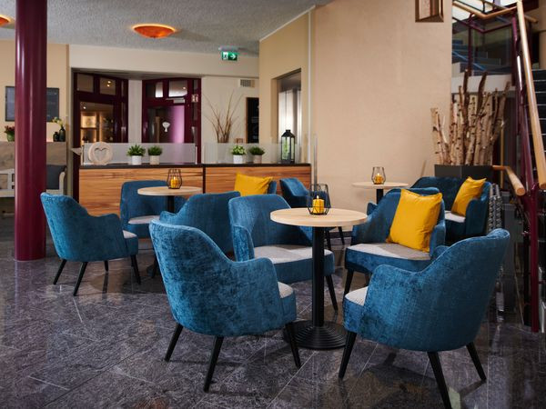 Silvester 2025/26 für stille Genießer – 4 Nächte im Parkhotel Neustadt mit Wellness & Galamenü