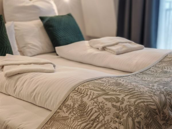 Silvesterentspannung in Buckow – 4 Tage Wellness & Feier im Strandhotel Buckow