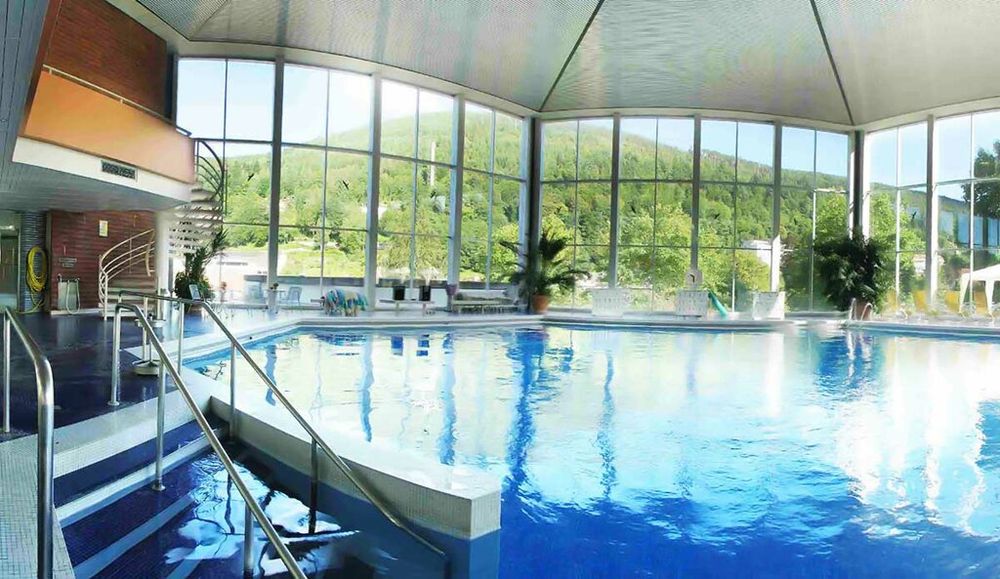 Silvesterreise Schwarzwald 2024/25 – Wellness, Infinity-Pool & Silvester-Party im Hotel Rothfuß