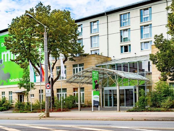 Mighty Silvester in Dresden – 4 Tage im stylischen Hotel mit Galabuffet & Party im historischen Ballsaal