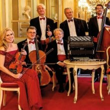 Silvesterveranstaltung: Neujahrskonzert mit dem Salonorchester Baden-Baden in der Günter-Bimmerle-Halle