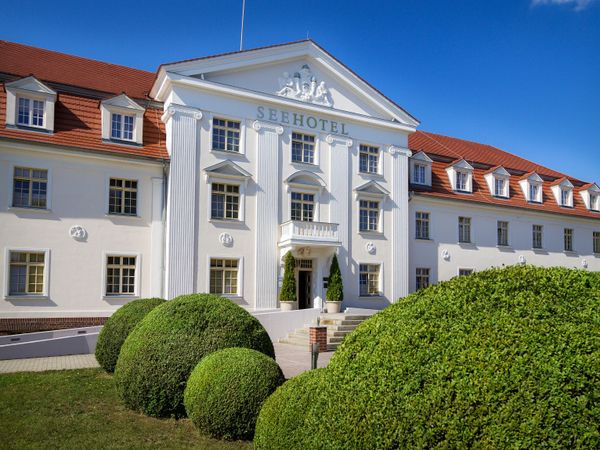 Silvesterveranstaltung: Silvester-Kurzreise 2024 ins Seehotel Großräschen mit Silvesterparty & Wellness
