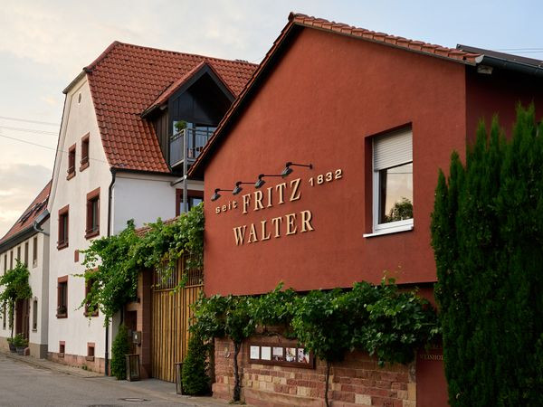 Feuerwerk der Sinne - Silvester 2024 im Weinhotel Fritz Walter