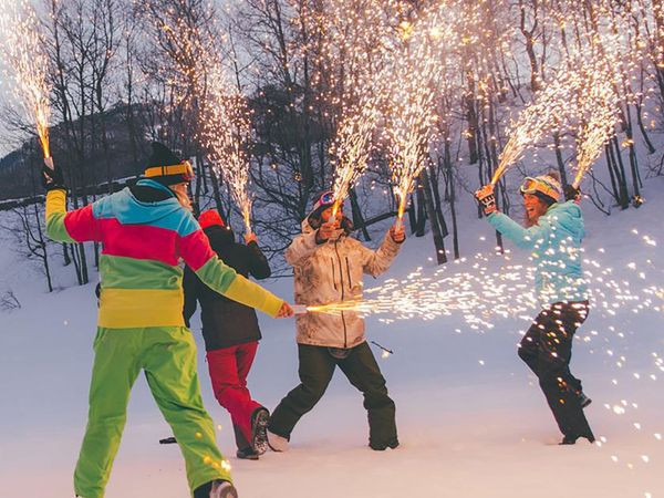 Flyer der Silvesterveranstaltung: Silvesterurlaub 2024/25 in den Tiroler Alpen: Landhaus Ager