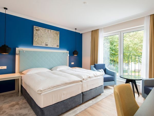 Silvester in Büsum – Jahreswechsel im Boutique-Hotel Zur Alten Post mit Dinner & Meerzeit-Wellenbad