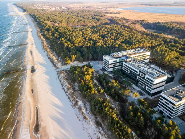 Flyer der Silvesterveranstaltung: Silvester mit 3 Übernachtungen an der polnischen Ostsee im Shellter Hotel Resort & Spa