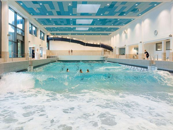 Silvester in Büsum – Jahreswechsel im Boutique-Hotel Zur Alten Post mit Dinner & Meerzeit-Wellenbad