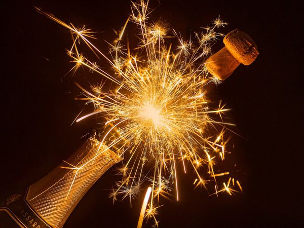 Silvesterveranstaltung: Prosit Neujahr! - Bielefelder Jahreswechsel / 3 Tg. Légère Hotel Bielefeld 2023/2024