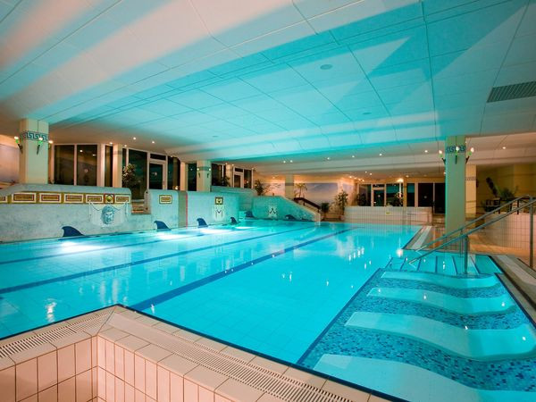 Flyer der Silvesterveranstaltung: Winterzauber im Bayerischen Wald – Silvester im Predigtstuhl Resort