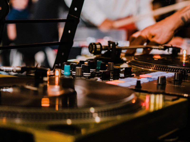 Silvesterveranstaltung: Frankenheim Bistro -  Kasematten Silvesterpaket mit DJ und Buffet